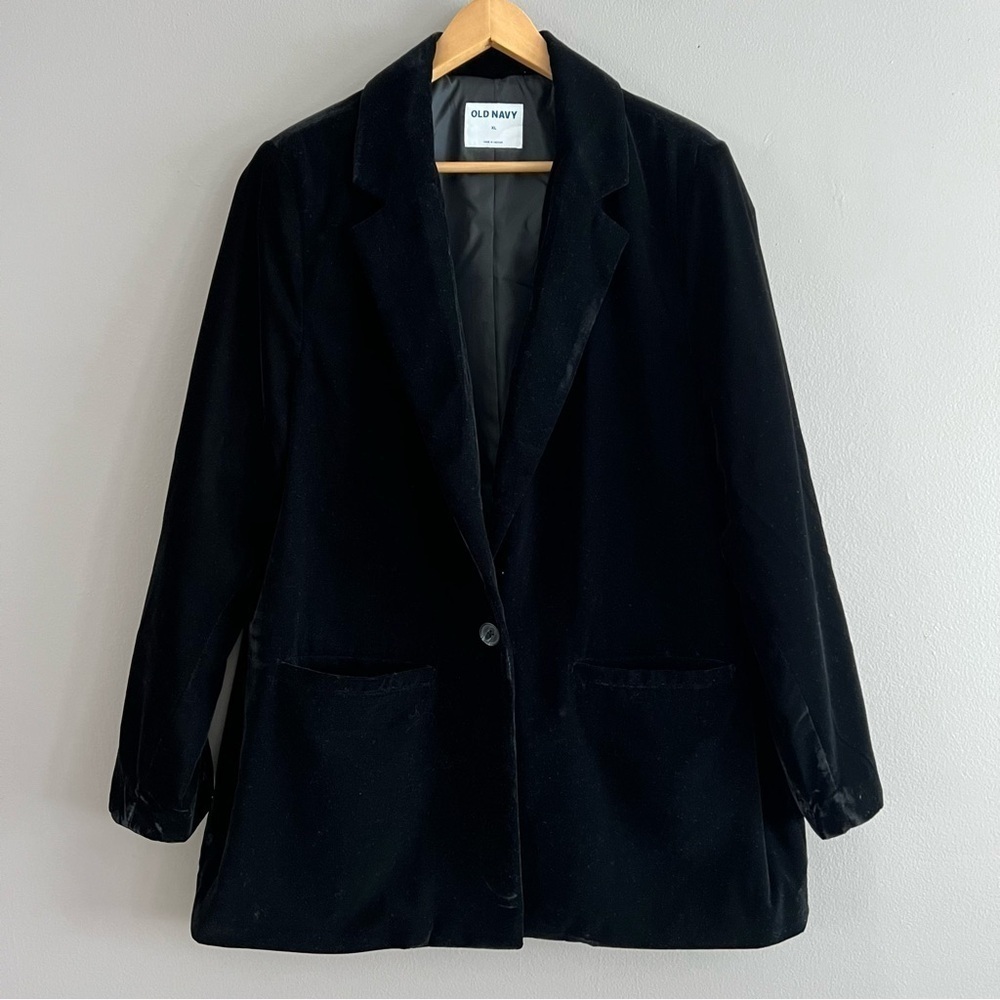 Old Navy Women’s Black XL Velvet Blazer Jacket One Button Pocket Party Career